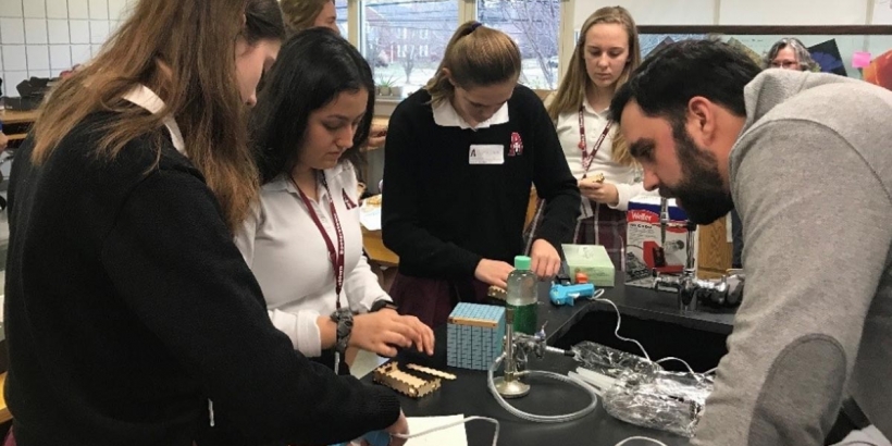 students working on an engineering project