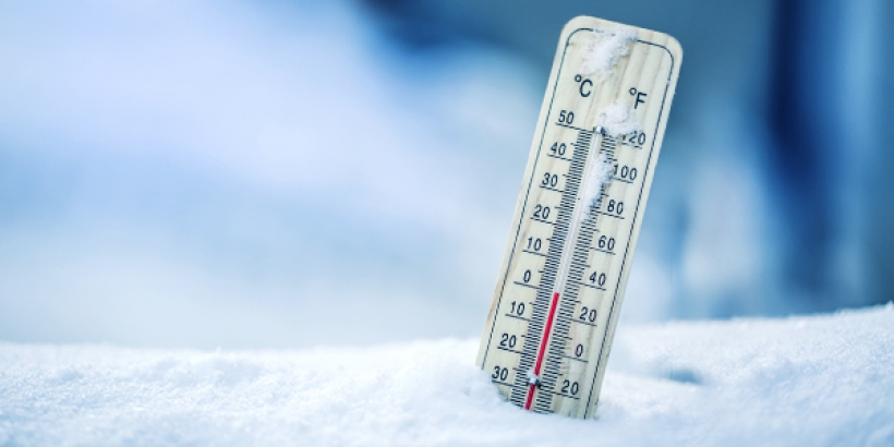 Thermometer in the snow